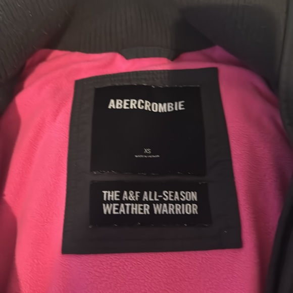 Abercrombie and fitch all season weather warrior - Picture 4 of 7